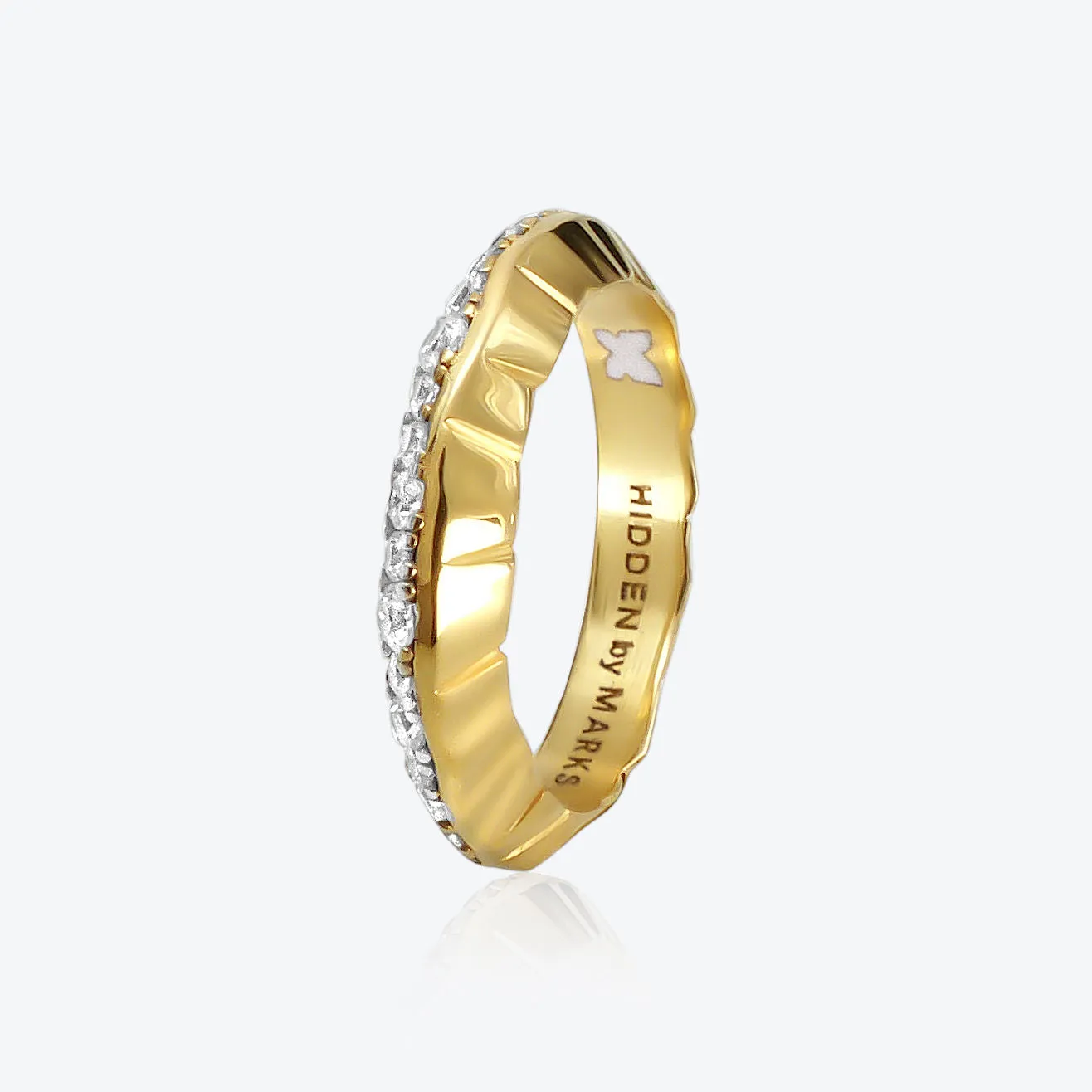 A.Iceberg 18K Gold Ring w. Pave Lab-Grown Diamonds