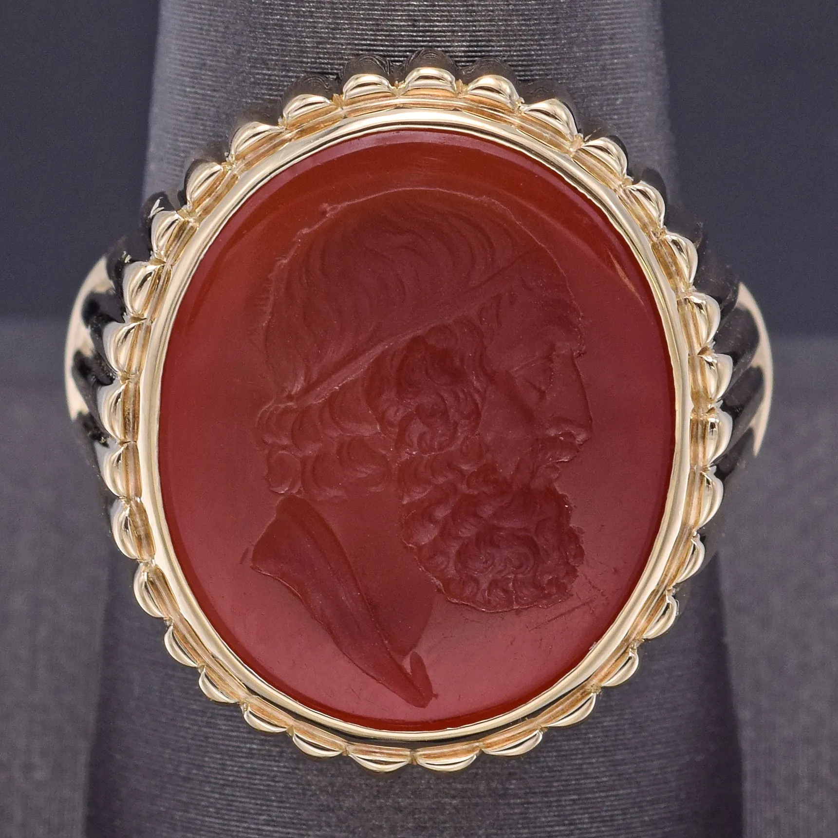 Antique 14K Yellow Gold Carnelian Intaglio Homer Signet Ring 16.1 Grams