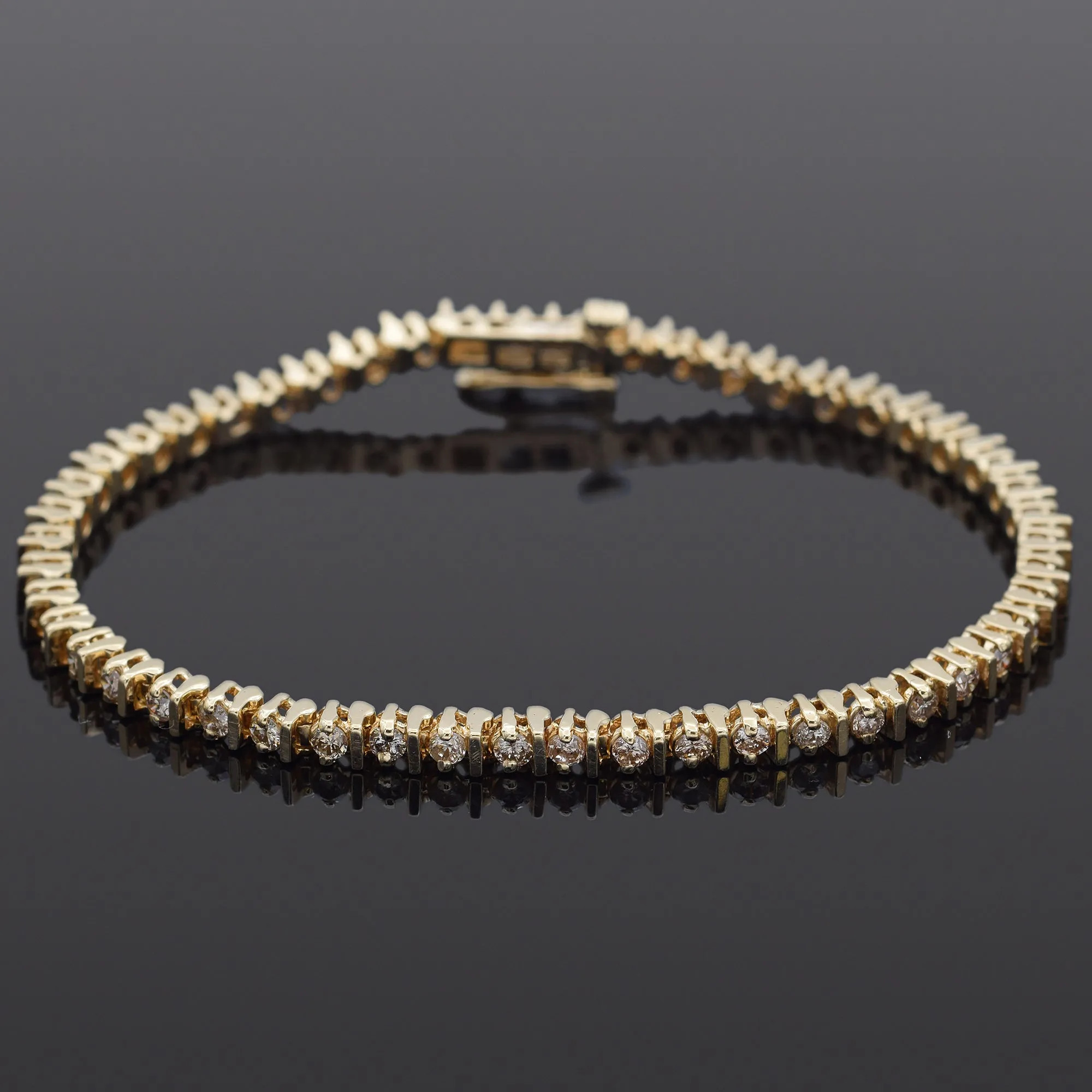 Estate 14K Yellow Gold 1.50 TCW Round Cut Diamond Tennis Bracelet