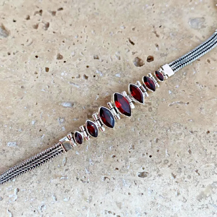 Garnet Bracelet - Eleni