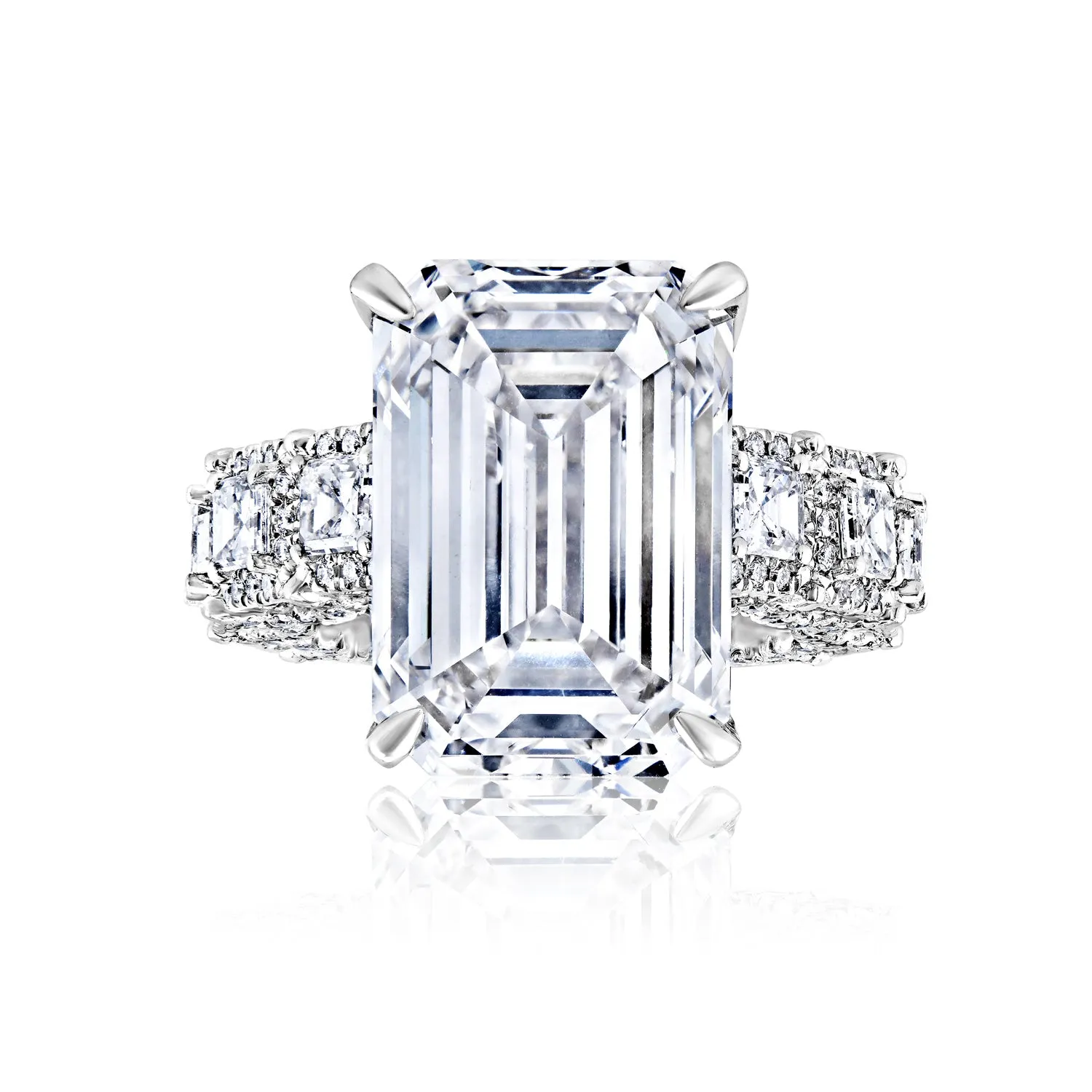 Liliya 22 Carats G VS2 Emerald Cut Lab-Grown Diamond Engagement Ring in 18k White Gold