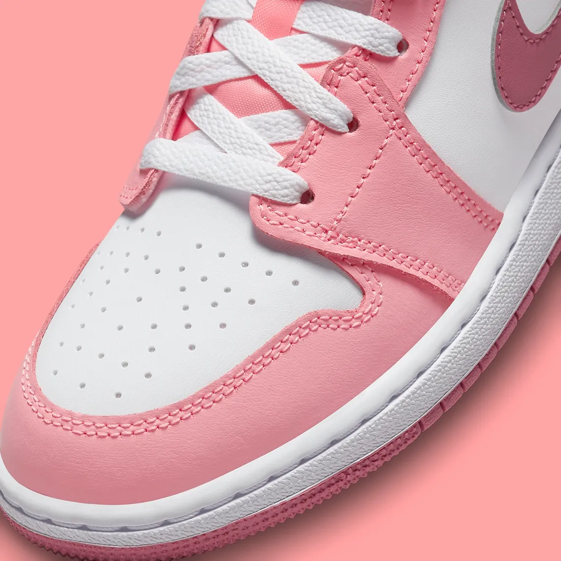 Nike Air Jordan 1 Mid Valentine's Day GS Women's