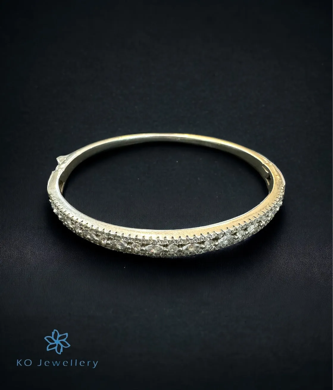 The Denver Silver Openable Bracelet