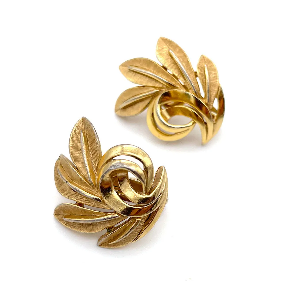 【USA輸入】 ヴィンテージ CROWN TRIFARI リーフ イヤリング/Vintage CROWN TRIFARI Leaf Clip On Earrings