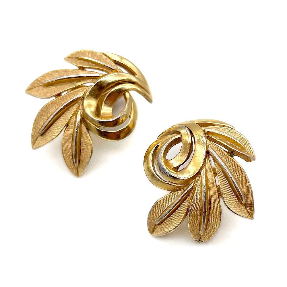 【USA輸入】 ヴィンテージ CROWN TRIFARI リーフ イヤリング/Vintage CROWN TRIFARI Leaf Clip On Earrings