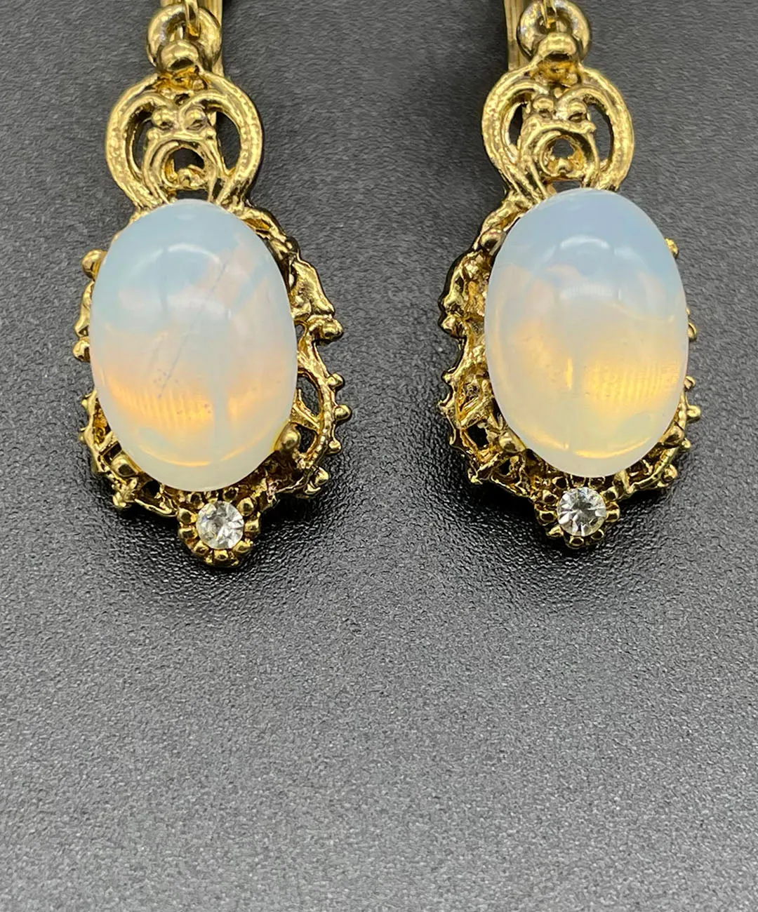 【フランス輸入】ヴィンテージ SPHINX カボション ビジュー イヤリング/Vintage SPHINX Cabochon Bijou Clip On Earrings